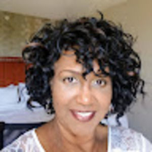 Meet your Posher, Valerie j